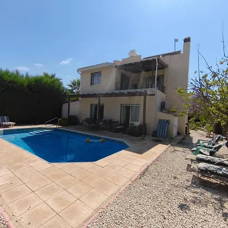 Сasa de vacaciones Koralia Peyia